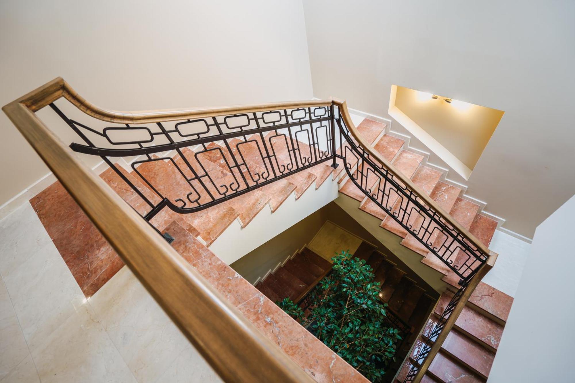 Хотел Театъръ Hotel Plevna Exterior foto