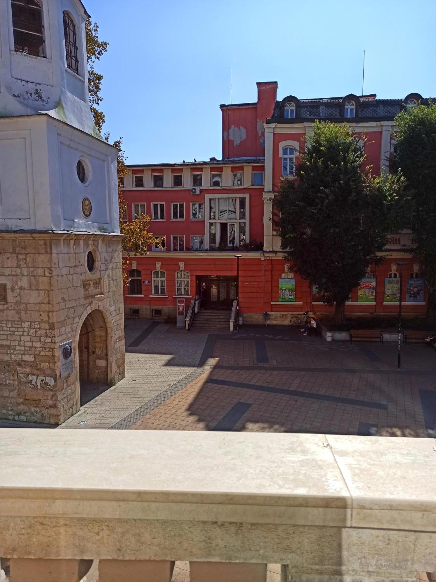 Хотел Театъръ Hotel Plevna Exterior foto
